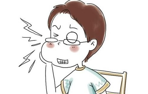 牙痛,牙龈出血很多情况下都是牙齿过敏惹的祸,牙齿过敏很多亲们应该都比较了解,医学上称过敏性牙本质或牙本质过敏,是牙齿在受到外界刺激,如温度(冷、热)、化学物质(酸、甜 )以及机械作用(摩擦或咬硬物)等所引起的酸痛症状。很多人认为牙齿过敏不是什么大事,不用去口腔医院什么的。以下偏方就可以治疗牙齿过敏。